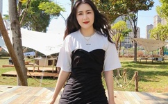 迈开腿让学长尝尝你的草莓是什么